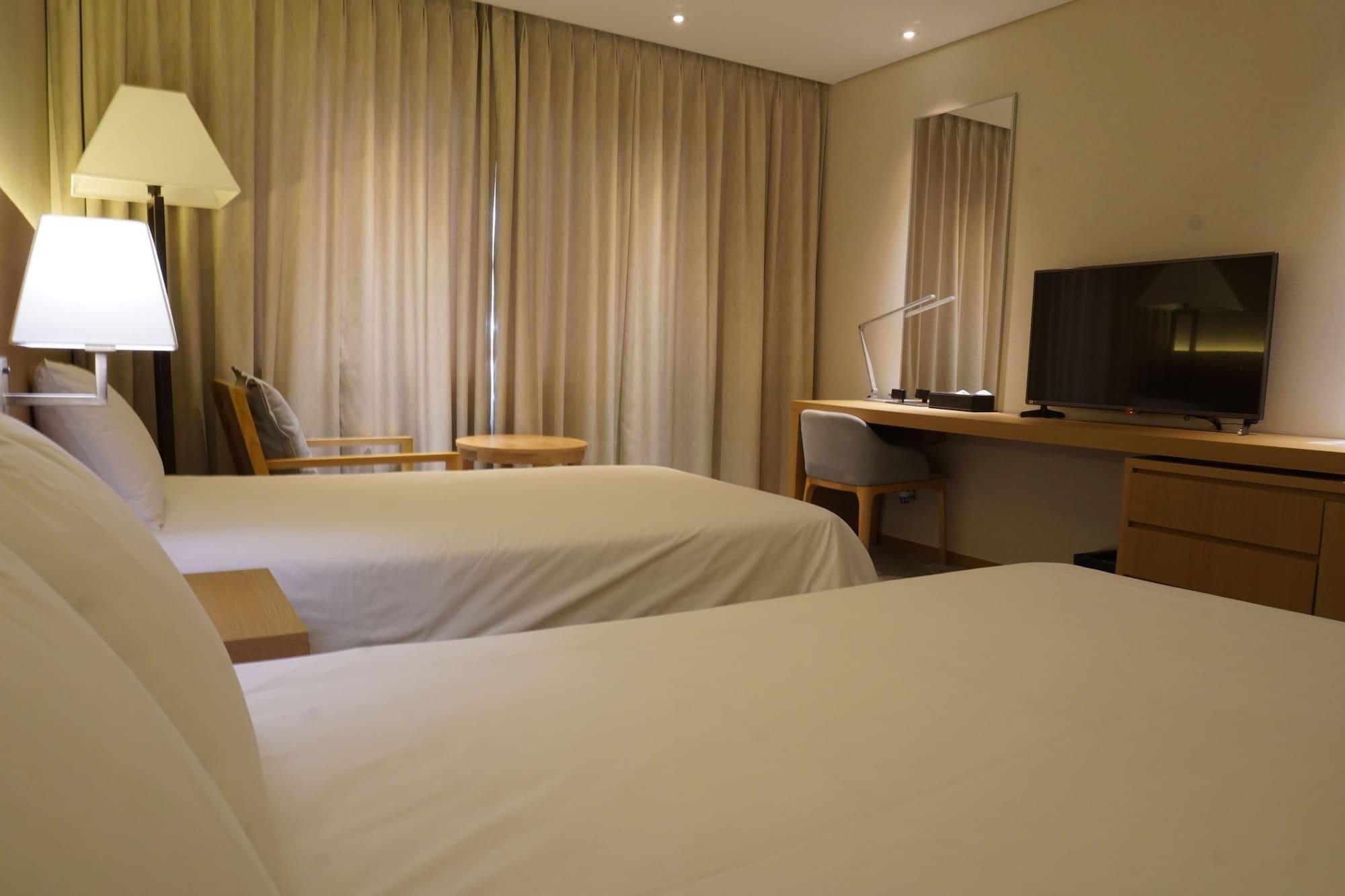 Astar Hotel Jeju Exterior photo